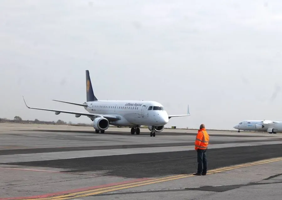 Trei avioane cu 450 de pasageri care ar fi trebuit să ajungă la Belgrad, au fost redirecționate la Timișoara