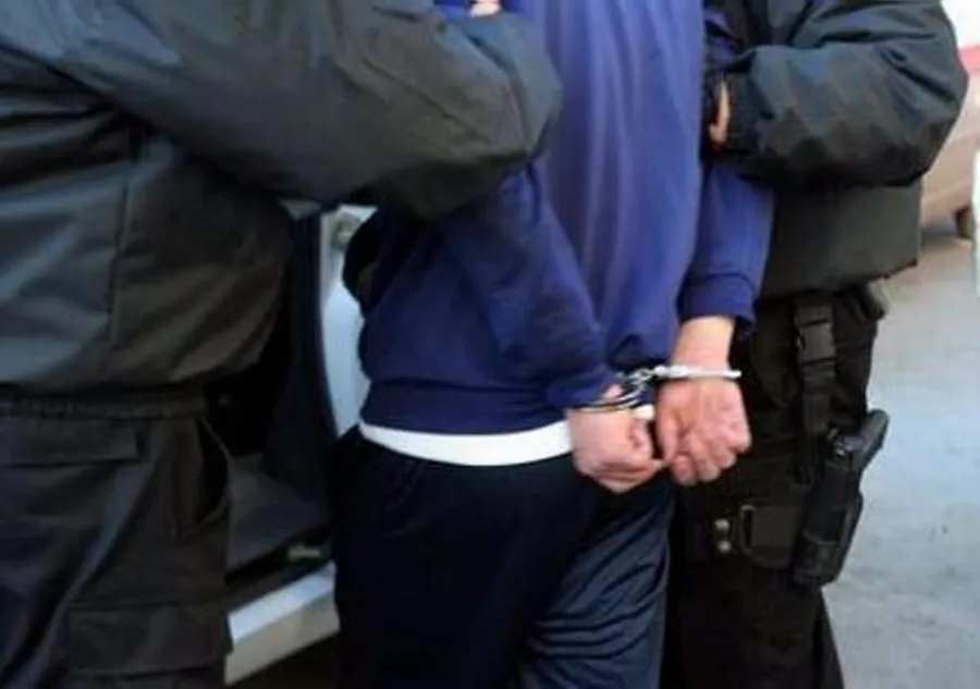 Tânăr prins la furat în mall
