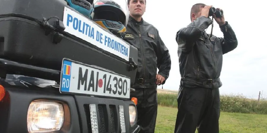 Pe picioare în drum spre Grecia, opriți la graniță în Timiș