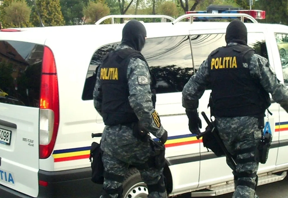 Soț și soție, căutați pentru omor în Belgia, prinși lângă Timișoara