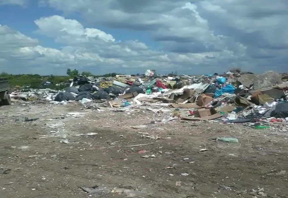 Poluare și munți de gunoaie, lângă Timișoara