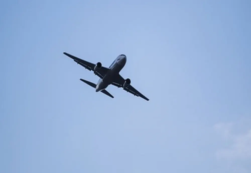 Alarmă pe aeroportul din Timișoara. O aeronavă a aterizat de urgență, după ce o femeie a leșinat la bord