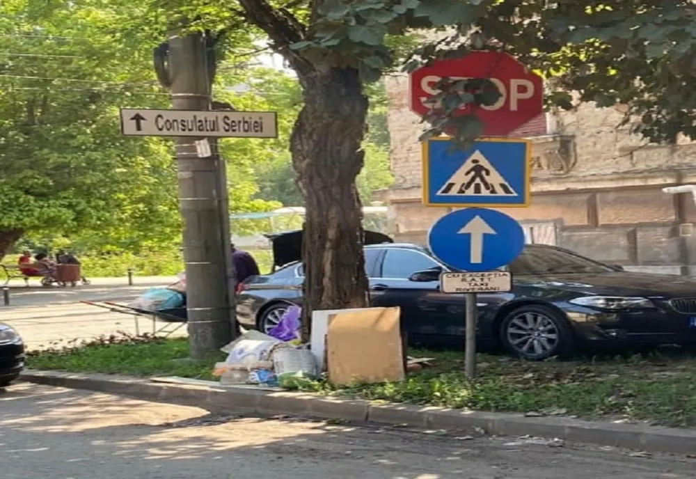 A coborât dintr-un bolid de lux ca să arunce gunoi pe stradă. Gestul l-a costat scump