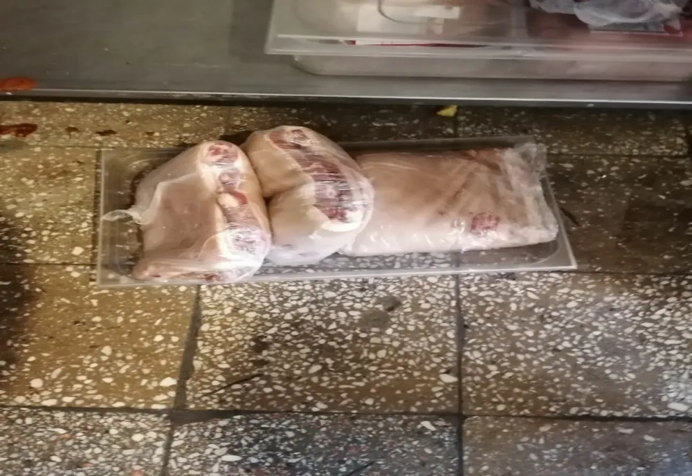  Amenzi şi suspendarea temporară a activităţii la mai multe unităţi comerciale alimentare din Complexul Studenţesc