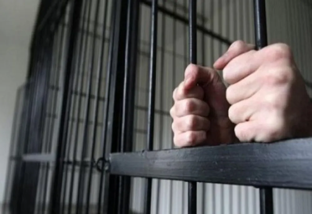 Un bărbat din Perieni arestat în Timiș după ce a violat un minor cu dizabilități