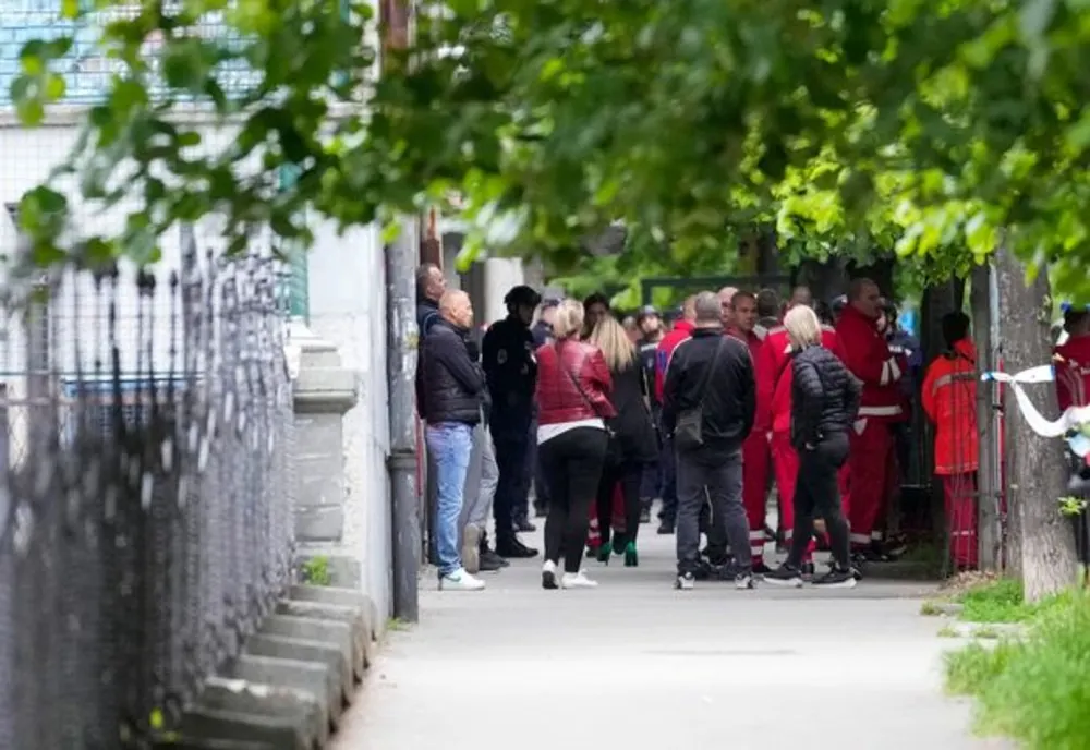 Un elev de clasa a 7-a a deschis focul într-o școală din Belgrad - Cel puțin 10 morți - Luase notă mică la Istorie, colegii îl spuneau "tocilar"