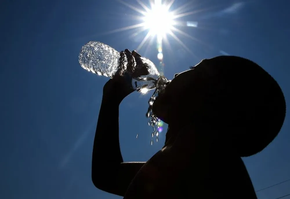 CÂND SCĂPĂM DE CANICULĂ? PROGNOZA METEO PE PATRU SĂPTĂMÂNI