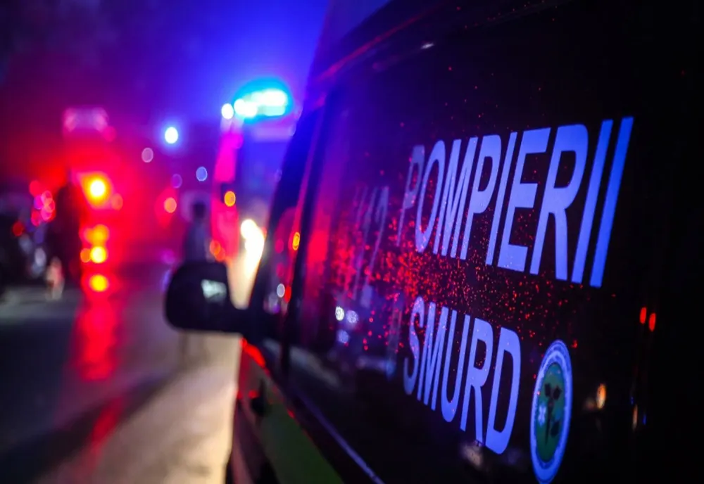 INCENDIU DE PROPORȚII LA O HALĂ DIN TIMIȘOARA. FOCUL A CUPRINS O SUPRAFAȚĂ DE 1.500MP