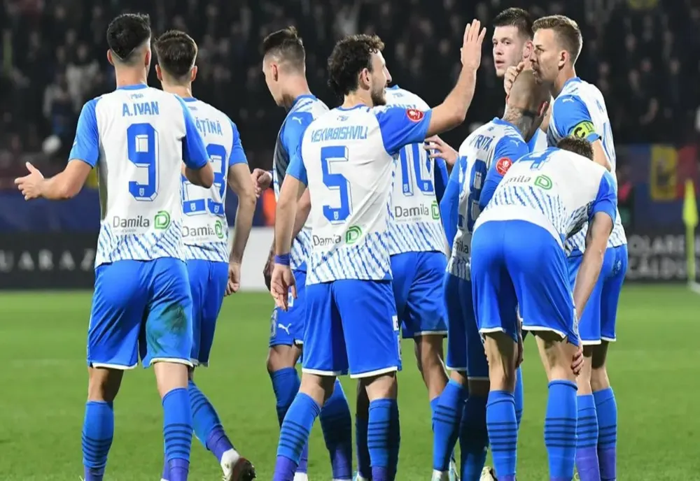 FOTBAL: UNIVERSITATEA CLUJ A ÎNVINS DINAMO ŞI E PRIMA ÎN SUPERLIGĂ