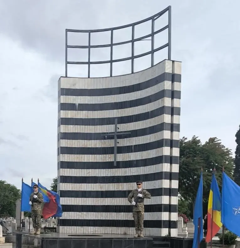 CONSILIERUL MUNICIPAL AUR, ILIE-VASILE SÎRBU TRAGE UN SEMNAL DE ALARMĂ: "ZIUA EROILOR LA TIMIȘOARA - O FLACĂRĂ STINSĂ ȘI O ABSENȚĂ CARE DOARE"