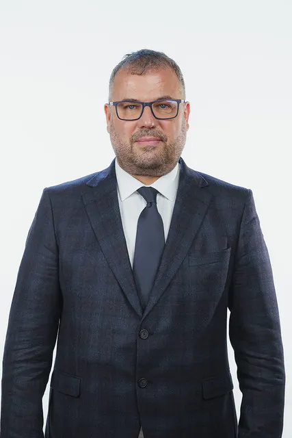 DEPUTAT AUR, FLORIN-CORNEL POPOVICI SOLICITĂ CLARIFICĂRI PRIVIND ANGAJĂRILE DIN CADRUL ANCOM