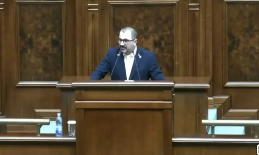 CIPRIAN-TITI STOICA (AUR) ACUZĂ ABUZ DE PUTERE ȘI MISOGINISM ÎN PLEN