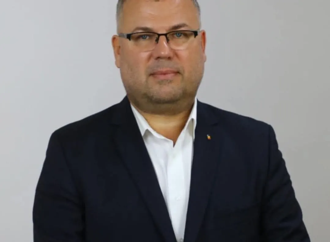 DEPUTATUL POPOVICI (AUR) CERE ANCHETĂ LA SPITALUL MILITAR TIMIȘOARA: ACUZAȚII DE ABUZURI ȘI CONFLICTE DE INTERESE