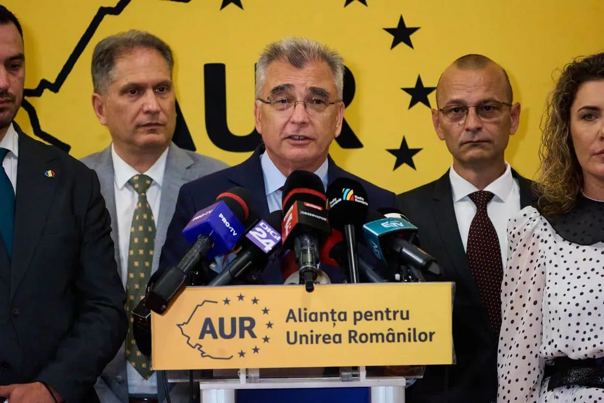 AUR DEPUNE MOȚIUNE DE CENZURĂ ÎMPOTRIVA GUVERNULUI BOLOJAN: NU SUNTEM DE ACORD CU TĂIEREA VENITURILOR PENTRU ROMÂNI