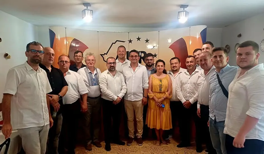 AUR ÎȘI CONSOLIDEAZĂ PREZENȚA ÎN VESTUL ȚĂRII: ȘEDINȚĂ REGIONALĂ ÎN JUDEȚUL HUNEDOARA
