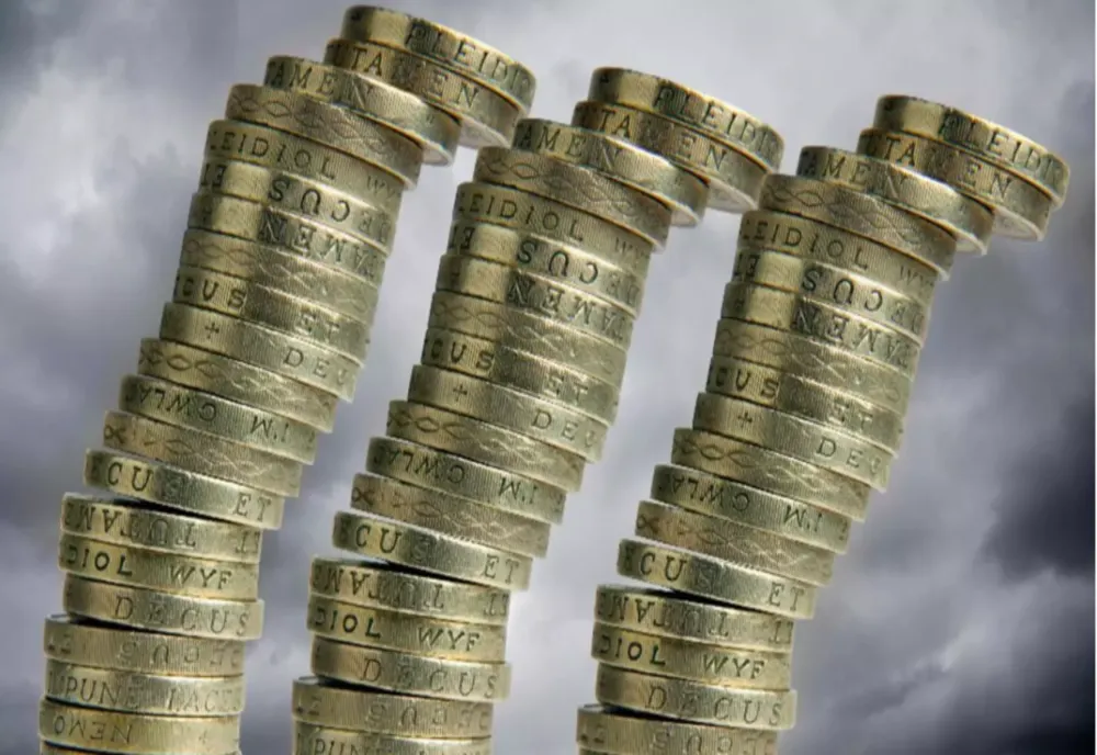Băncile din Bulgaria, asaltate de oameni care aduc kilograme de leva, în monede, pentru a le schimba în euro