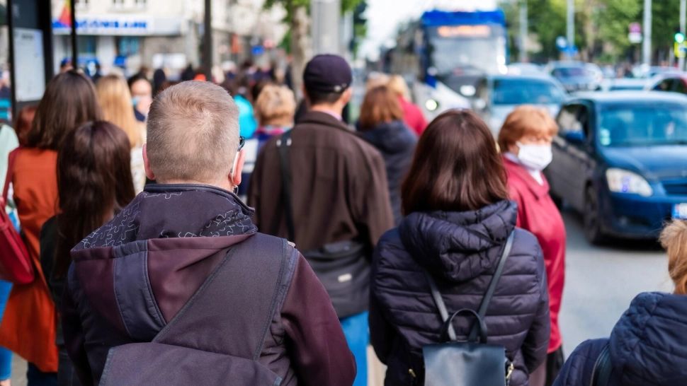 Criza de încredere la masa de Paște. Românii, între dezamăgirea politică și portofelele goale VIDEO