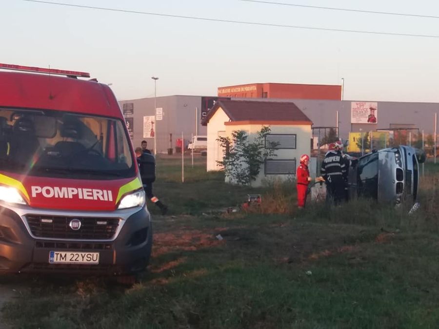 Accident cu două victime la doi pași de Timișoara