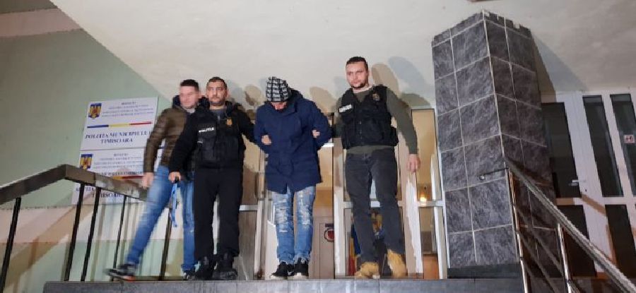 Tânără bătută cu sălbăticie de un bărbat într-un bar din Timișoara