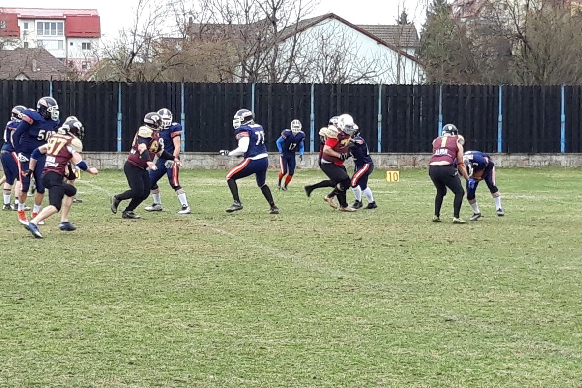 Timișoara 89ers la a treia finală în șase ani. Bănățenii luptă pentru titlu în fotbalul american românesc cu Bucharest Rebels