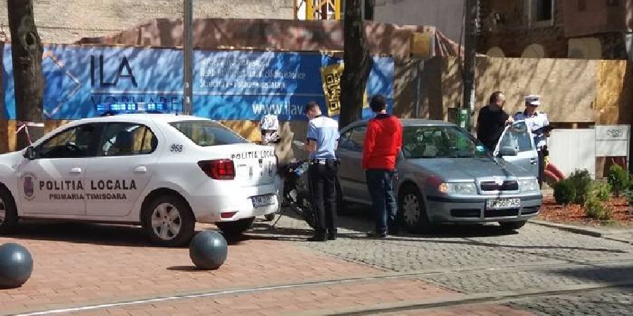 Zeci de șoferi din Timișoara amendați pentru că au blocat circulația tramvaielor și firobuzelor din oraș