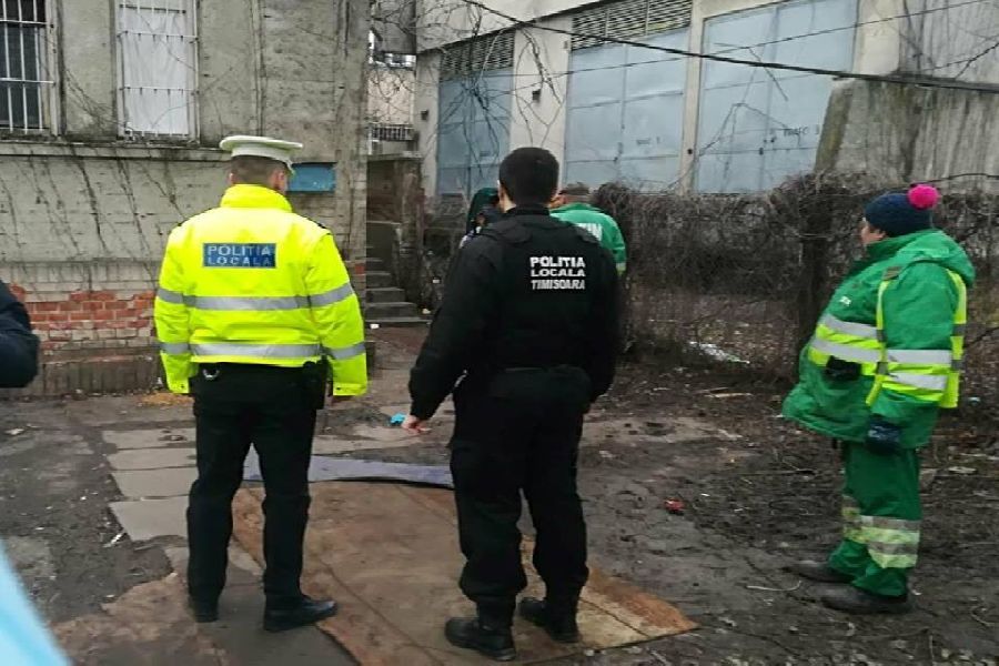 Tupeu fără limite din partea unui șofer din Timișoara. A aruncat deșeuri într-o zonă istorică din oraș