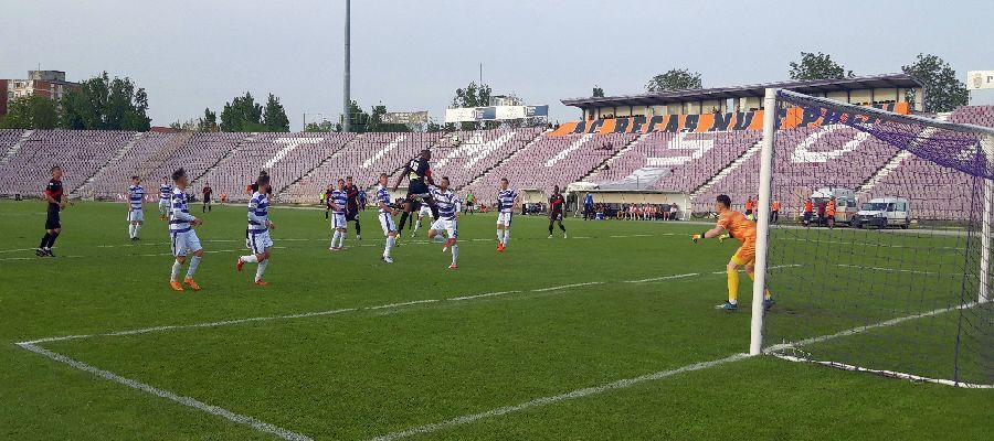 Rază de speranță pentru ACS Poli după victoria din derby-ul Timișoarei. Ripensia ia toate punctele de la Cluj