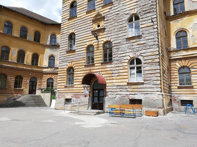 Probleme la vot, alegători purtați de la o secție la alta. VIDEO