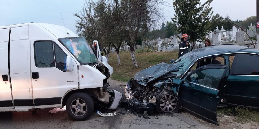 Accident violent pe un drum din Timiș. A fost nevoie de intervenția descarcerării