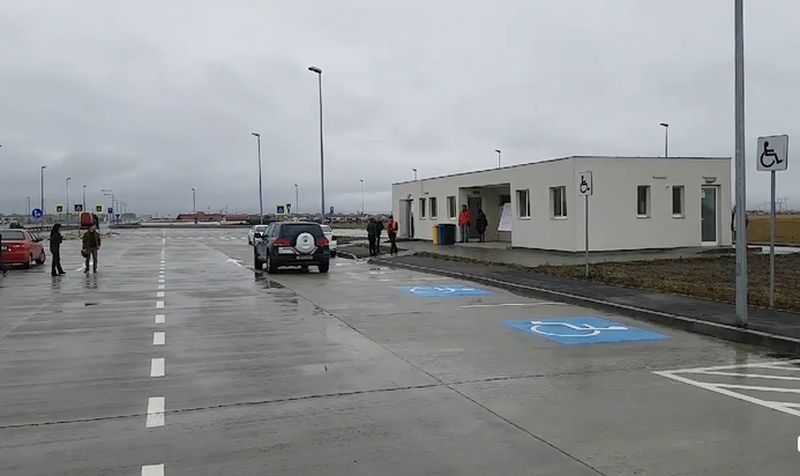 Șoferi fără pic de jenă continuă să parcheze aiurea prin oraș