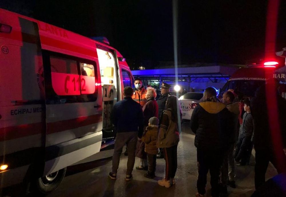 Bloc evacuat de urgență la Timișoara. A intervenit echipa CBRN