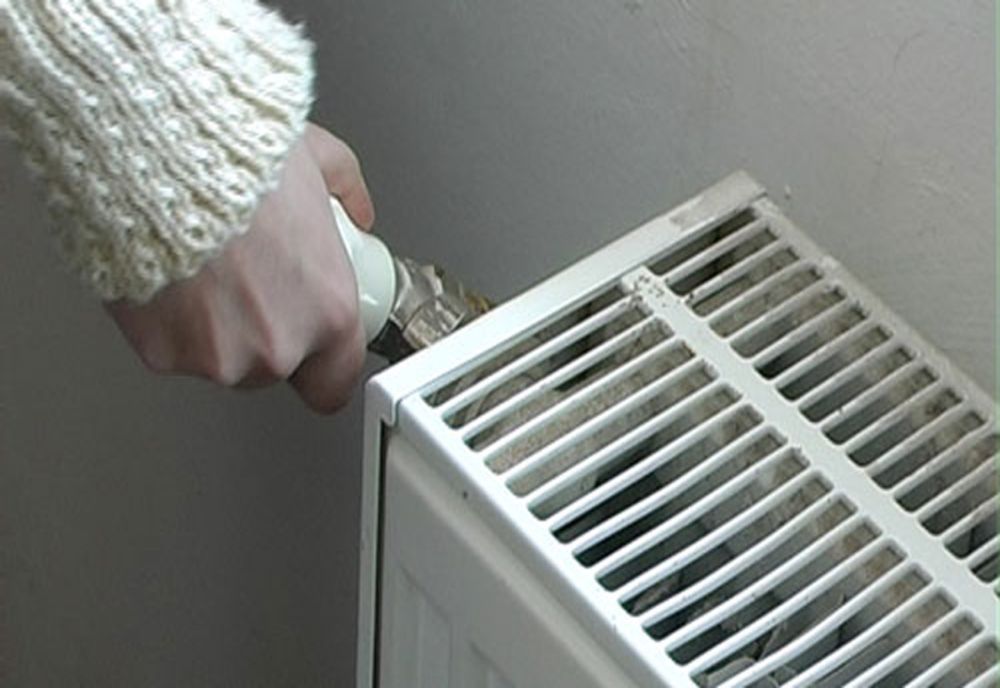 Facturile pentru apă caldă și încălzire, emise doar pe baza estimarilor