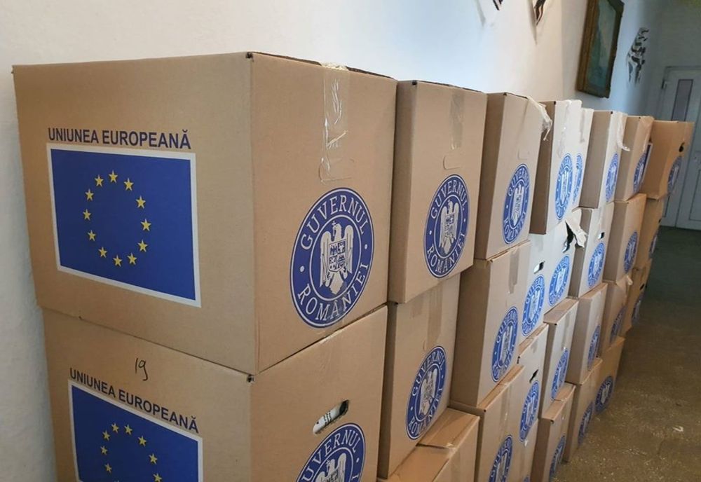 Alimente distribuite gratuit pentru persoanele nevoiașe