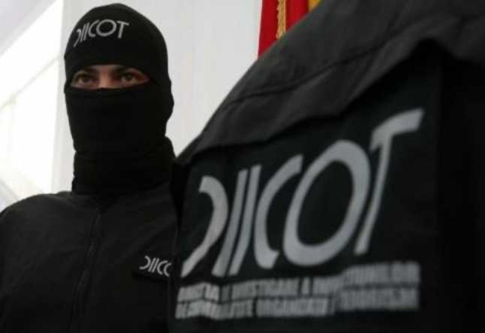 Descinderi la Timișoara, în cazul unei rețea care obliga tinere să se prostitueze