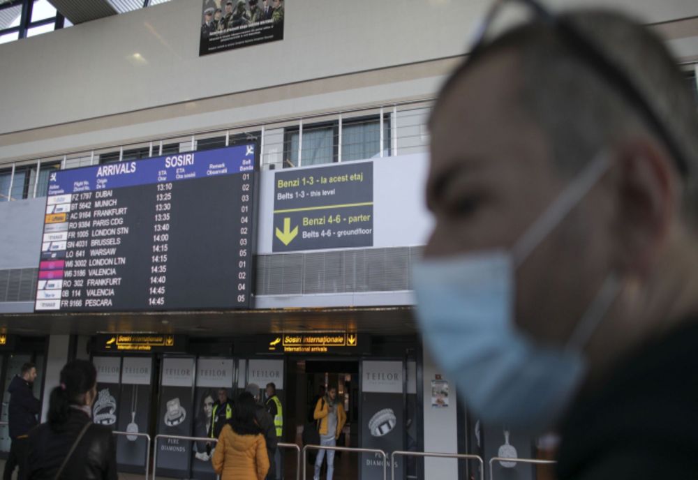 Persoane din Timiş şi Olt prinse la îmbarcare pe aeroportul din Cluj cu buletine COVID-19 false