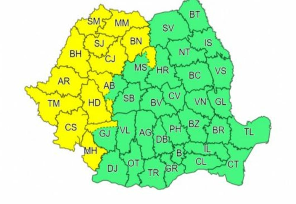 Vestul țării intră sub cod galben de vreme rea: vânt puternic, ploi torențiale și grindină