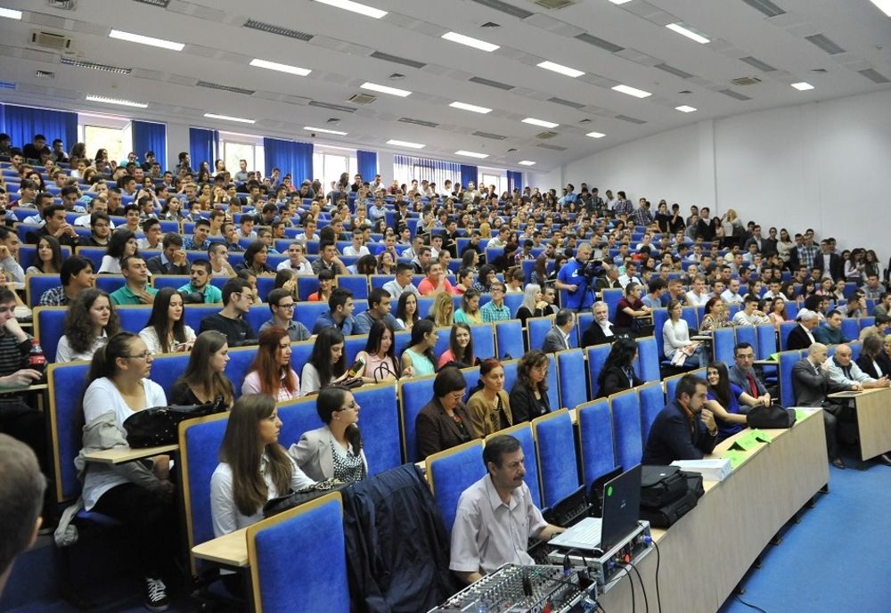 Masterate în domenii noi, căutate pe piața forței de muncă