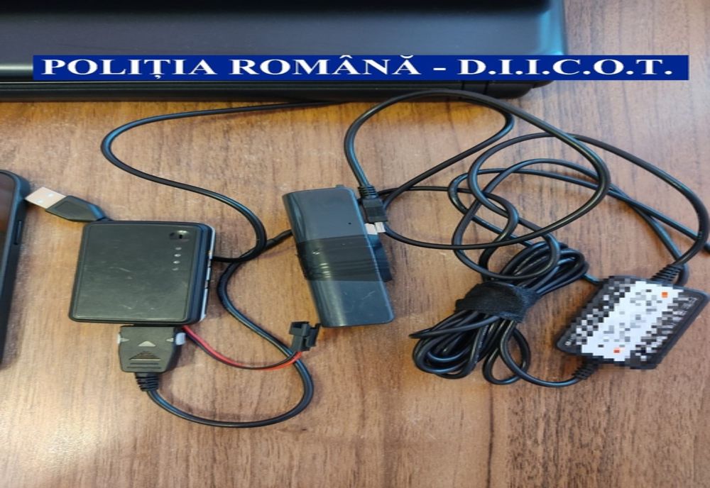 Perchieziții în Timiș și Arad: cercetați pentru amenințare, șantaj, hărțuire, violare de domiciliu și violarea vieții private