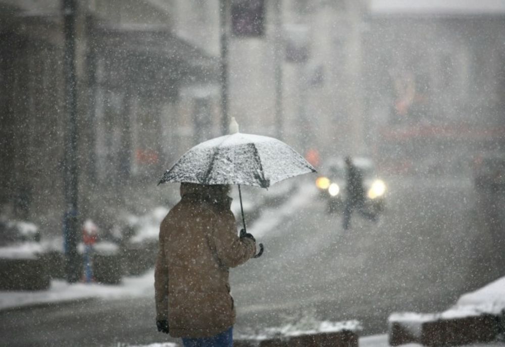 Vreme închisă și lapoviță în vestul țării