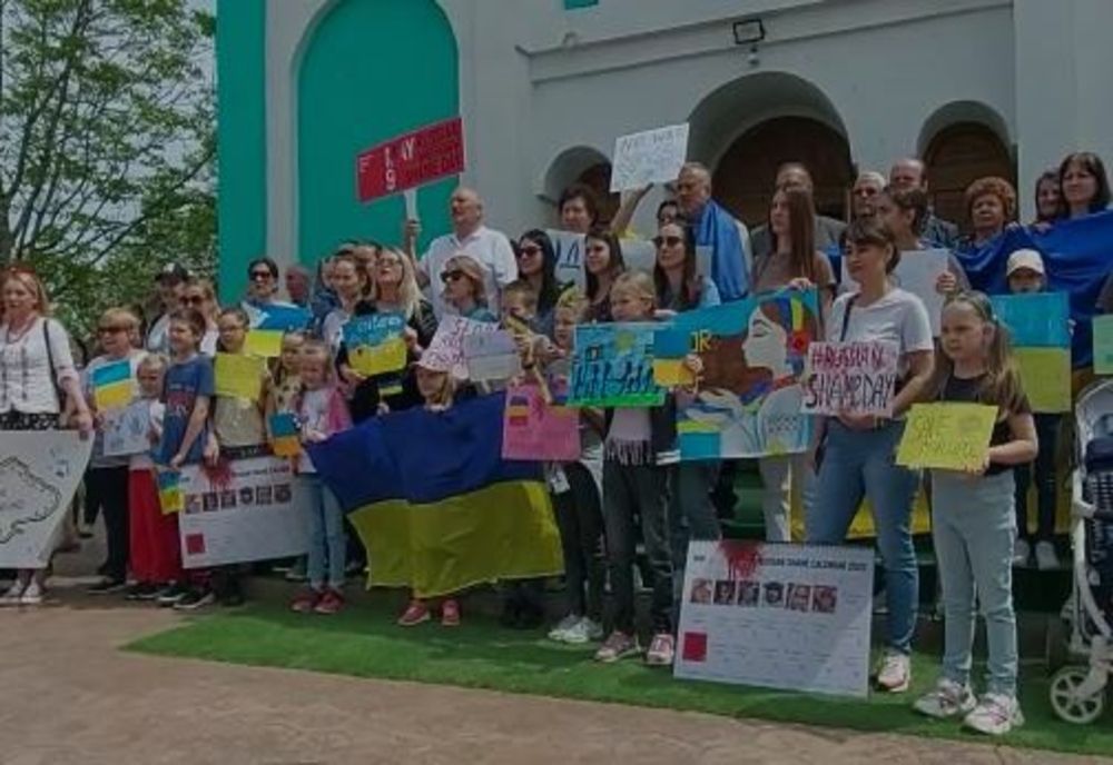 Protest în fața bisericii ucrainene din Timișoara