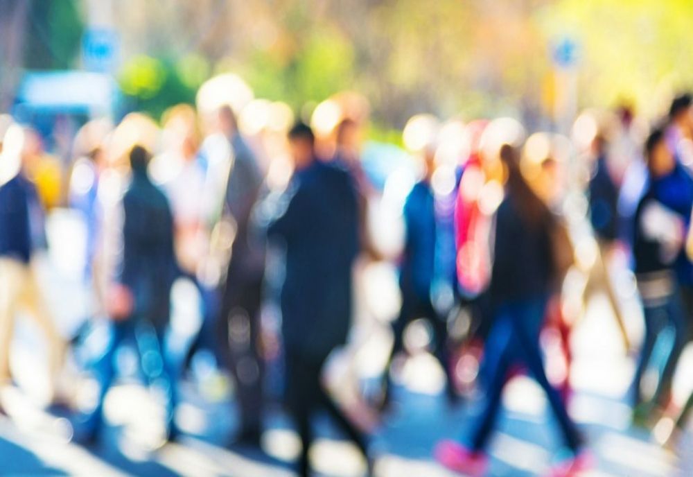 Eurobarometru: 2 din 10 români mai au încredere în Parlament și Guvern. Încrederea în politicieni, spre minime istorice