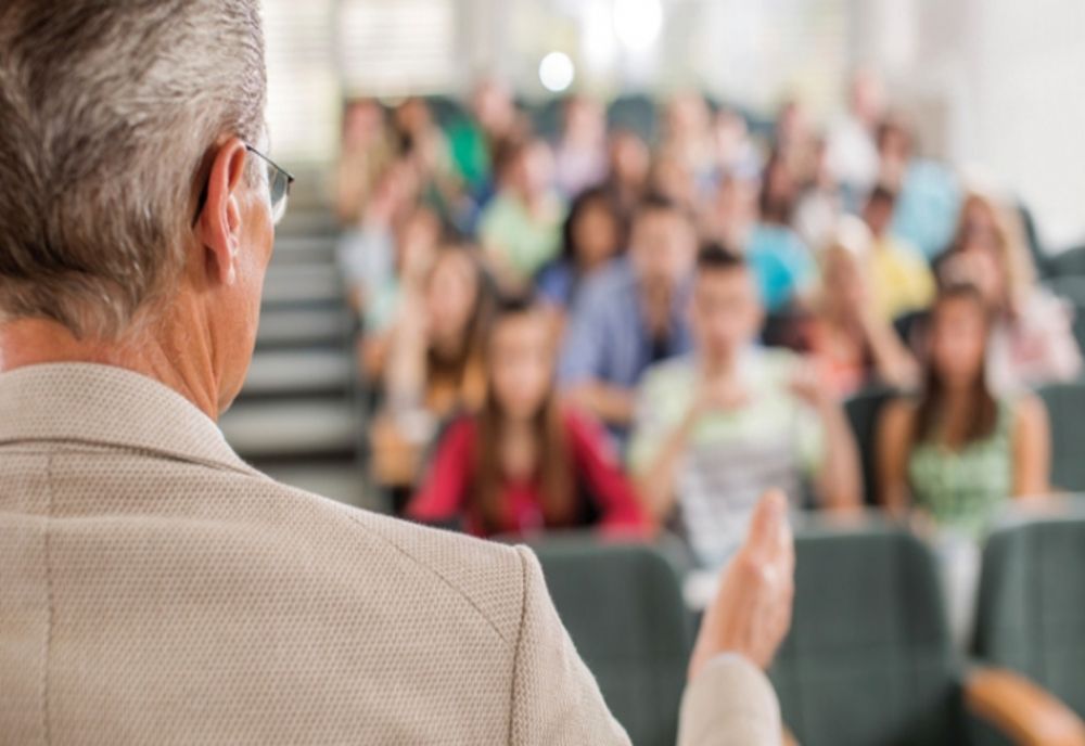 Angajați ai Universității de Vest, în grevă de avertisment, în semn de solidaritate