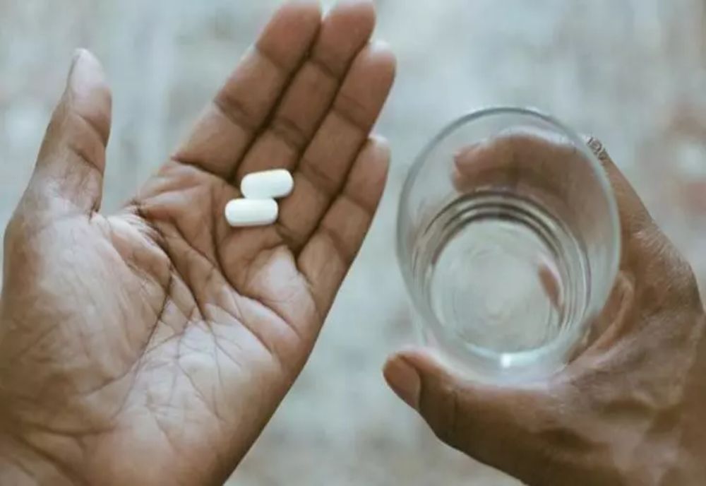 OMS ȘI EMA NEAGĂ DECLARAȚIILE LUI DONALD TRUMP: NU EXISTĂ NICIO LEGĂTURĂ DOVEDITĂ ÎNTRE PARACETAMOL, VACCINARE ȘI AUTISM