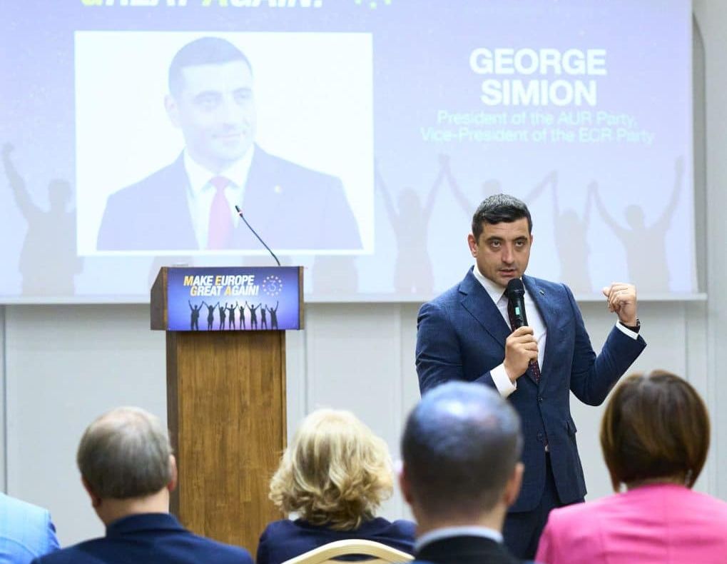 GEORGE SIMION, LA CONFERINȚA MEGA DIN GRECIA: "DEMOCRAȚIA DIN ROMÂNIA ESTE ÎN PERICOL. ALEGERILE AR PUTEA FI ANULATE DIN NOU