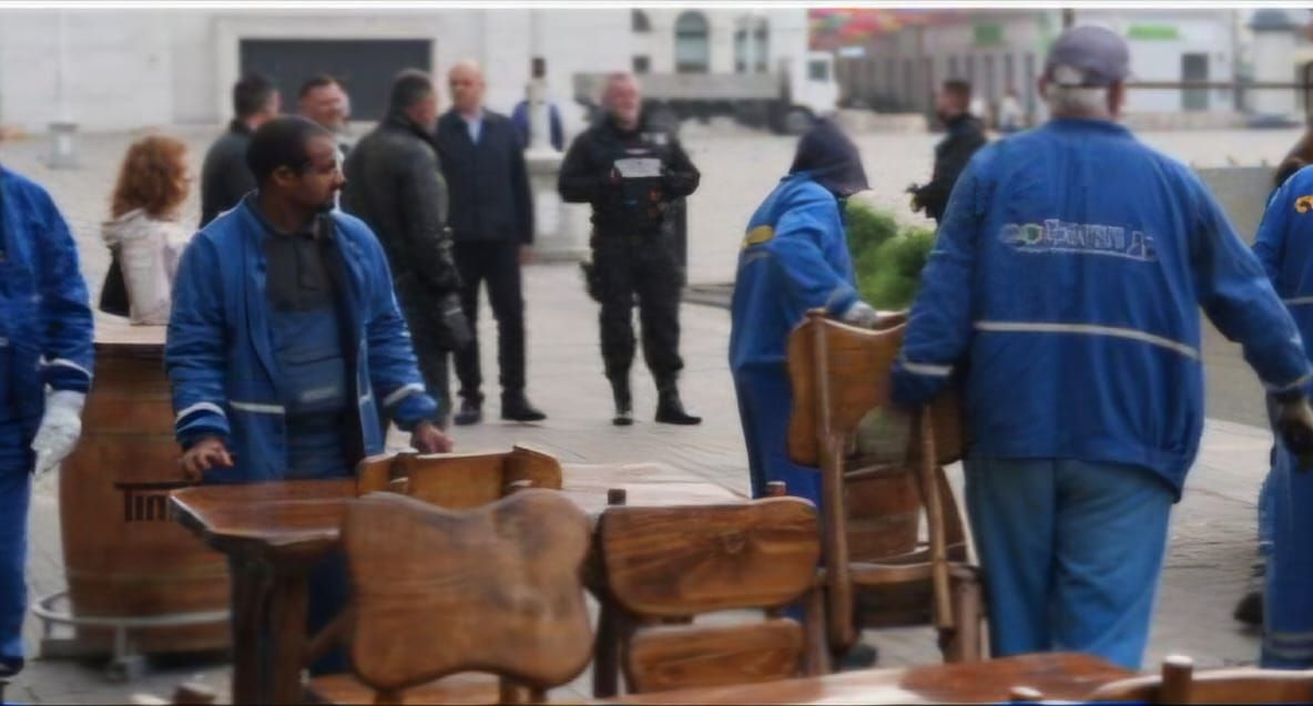 TIMIȘOARA: COLTERM PRIMEȘTE 5 MILIOANE DE EURO PENTRU PIERDERI TEHNOLOGICE, DAR ANGAJAȚII COMPANIEI AJUTĂ LA RIDICAREA TERASELOR ILEGALE