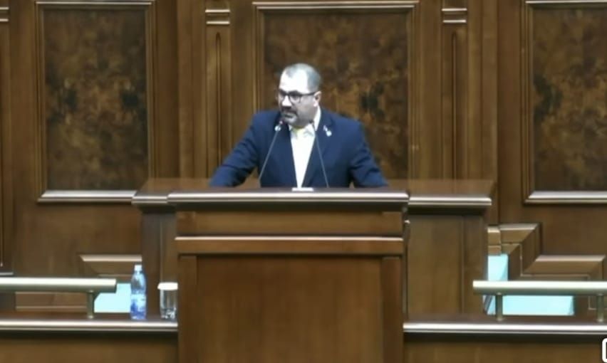 CIPRIAN-TITI STOICA (AUR) ACUZĂ ABUZ DE PUTERE ȘI MISOGINISM ÎN PLEN