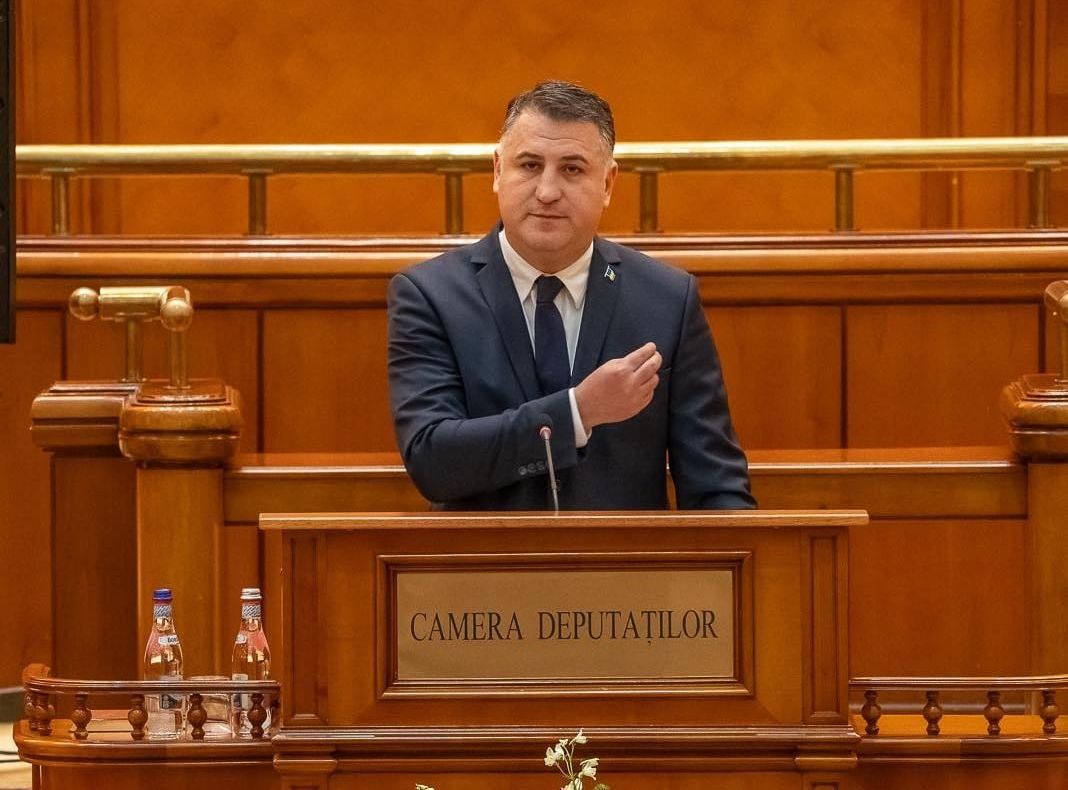 NOUA LEGE A SPORTULUI PROPUSĂ DE DEPUTATUL AUR CIPRIAN PARASCHIV: DREPTURI PENTRU SUPORTERI ȘI SIGURANȚĂ SPORITĂ PE STADIOANE