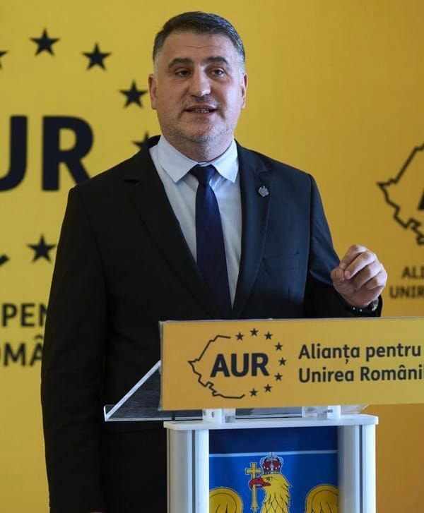 CIPRIAN PARASCHIV (AUR): LEGEA SPORTULUI DETURNATĂ ÎN INTERES POLITIC. MIROASE A TRAFIC DE INFLUENȚĂ