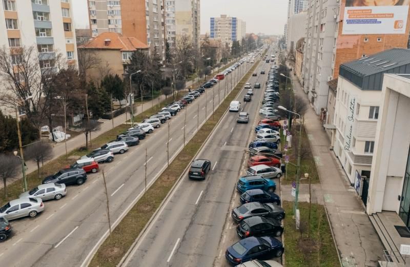 TIMIȘOARA FIERBE! ADMINISTRAȚIA FRITZ TAIE PARCĂRILE DE PE TAKE IONESCU ȘI CALEA ȘAGULUI! LOCUITORII REVOLTAȚI: „NE IA LOCURILE PLĂTITE!”