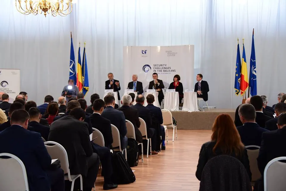 conferinta